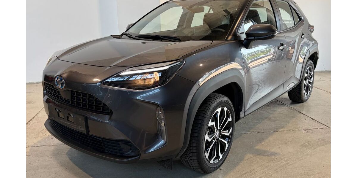 Toyota Yaris Cross 28.143 km 21.500 &euro; Potsdam-Drewitz b.Berlin 14478