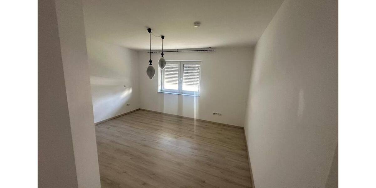 Etagenwohnung Lauterbach (Hessen) - 3 Zimmer, 95 m&sup2;, 900&euro; | Angebot:26302632