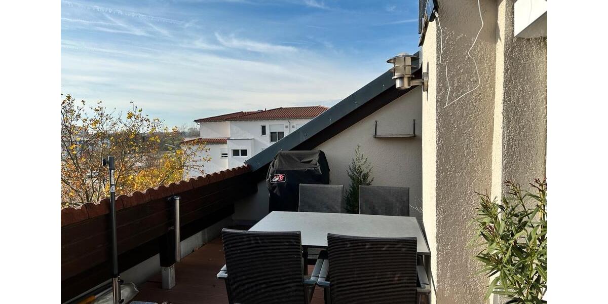 Dachgeschoßwohnung Ingolstadt - 3.5 Zimmer, 92 m&sup2;, 425.000&euro; | Angebot:25058171