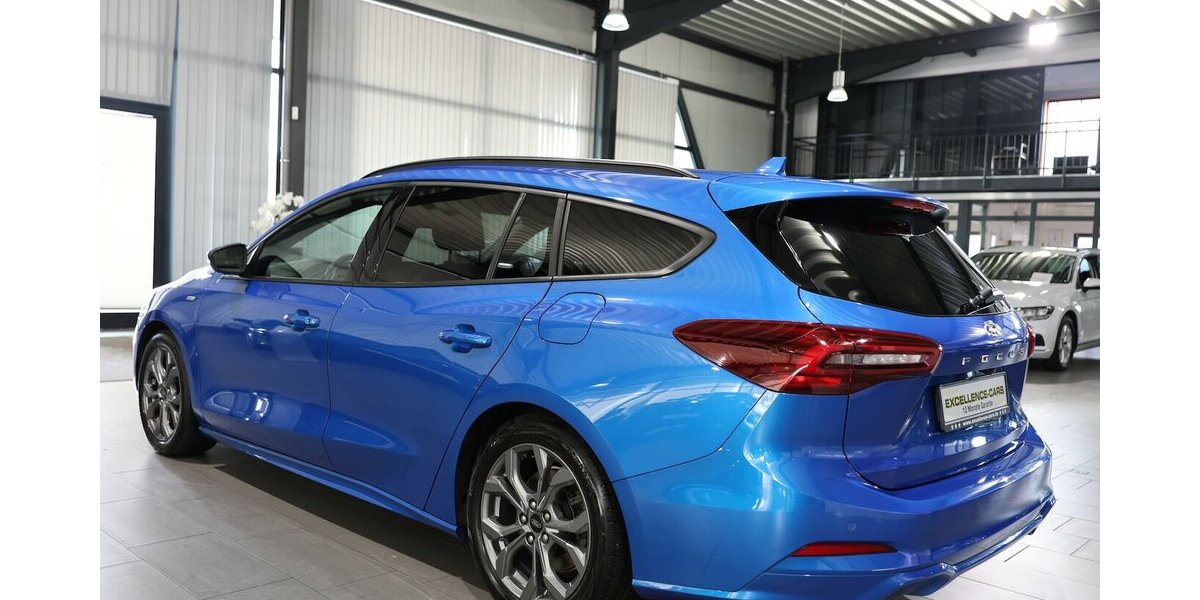 Ford Focus Tunier 1.5 EB ST-LINE X SPORT BLUE & BLACK 100.000 km 16.444 &euro; Hamm 59077