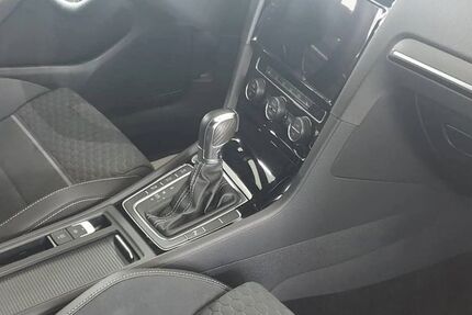 VW Golf 123.000 km 20.700 € Echzell 61209