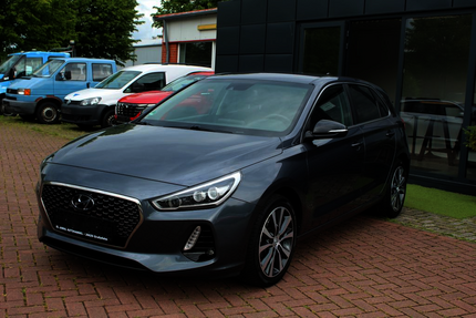 Hyundai i30 157.855 km 9.990 &euro; Großefehn 26629