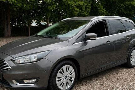Ford Focus 200.000 km 5.999 &euro; Sassenburg 38524