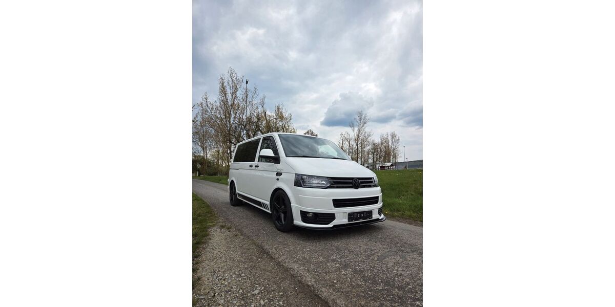 VW T5 Transporter 179.000 km 11.990 &euro; Grabfeld 98631
