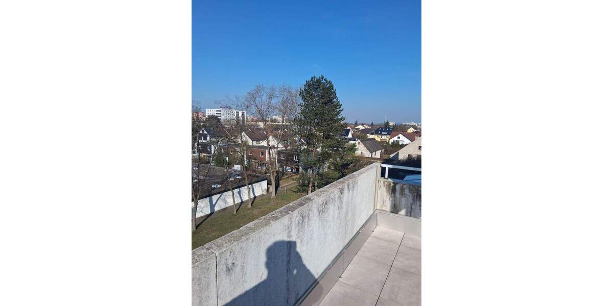 Etagenwohnung Ingolstadt Friedrichshofen-Hollerstauden - 5 Zimmer, 138 m&sup2;, 258.000&euro; | Angebot:25708053