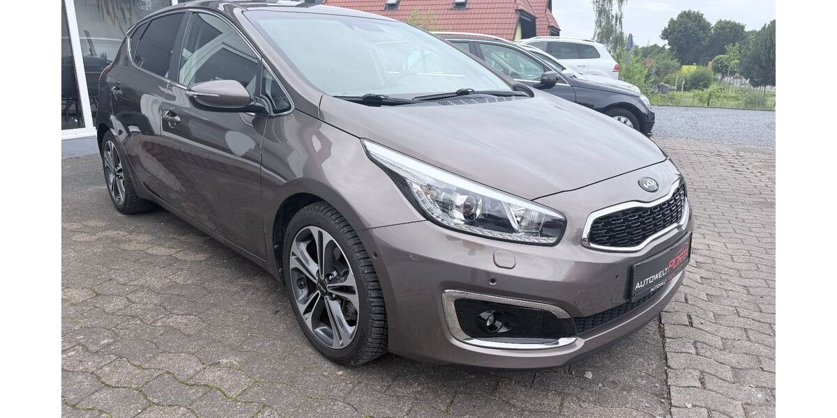 Kia ceed / Ceed 108.000 km 11.990 &euro; Porta Westfalica 32457