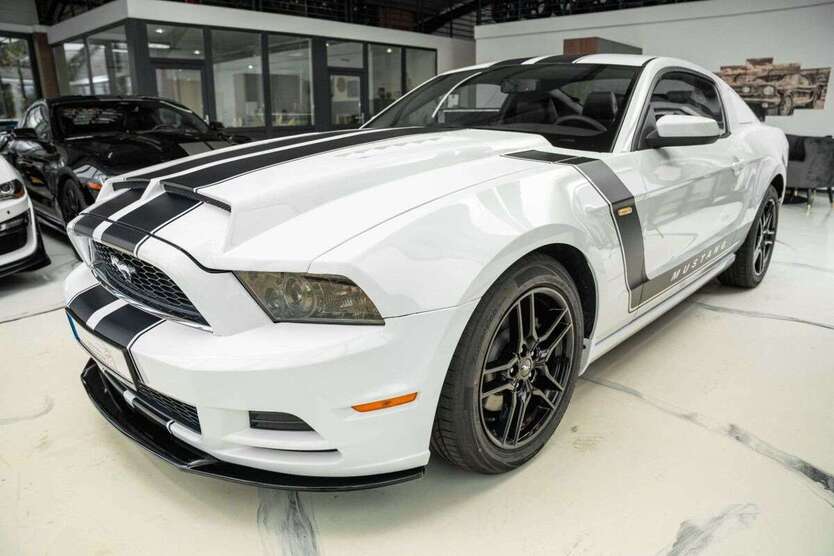 Ford Mustang 53.729 km 20.499 € Quakenbrueck 49610