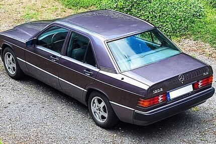 Mercedes-Benz 190 147.000 km 3.890 &euro; Wiesbaden 65183