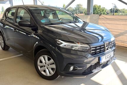 Dacia Sandero 97.814 km 10.390 &euro; Ginsheim Gustavsburg 65462
