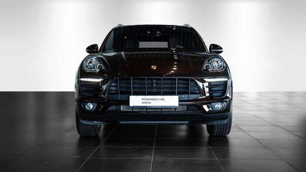 Porsche Macan 99.500 km 32.900 &euro; Würzburg 97070