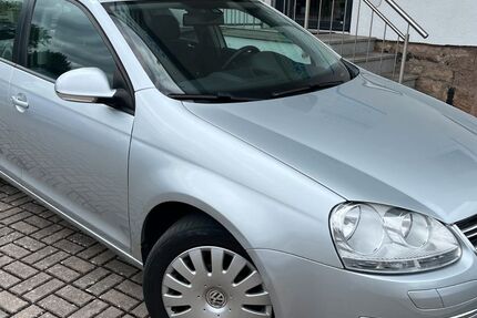 VW Golf 182.000 km 2.300 &euro; Fulda 36043