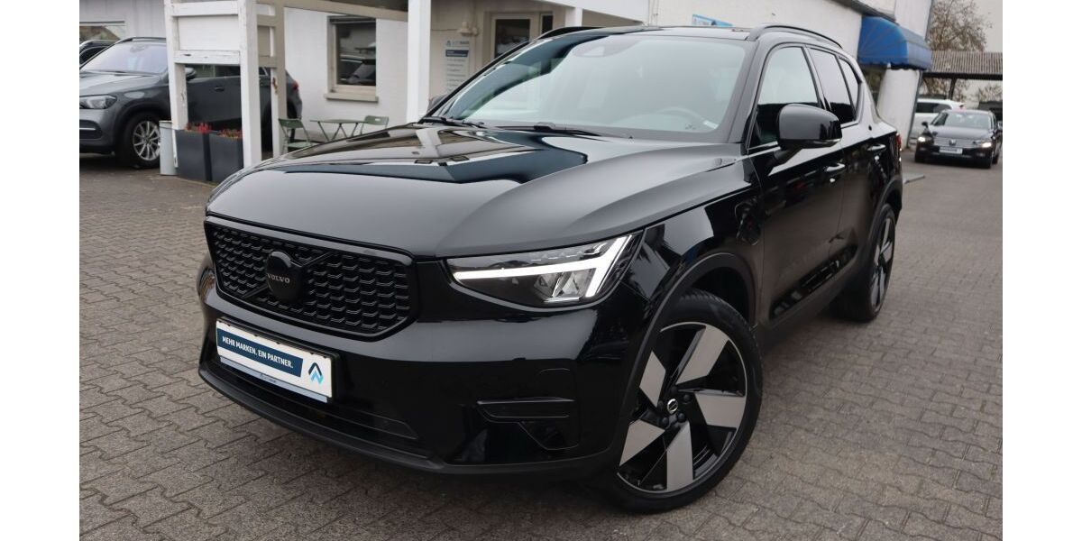 Volvo XC40 46.275 km 30.960 &euro; Darmstadt 64291