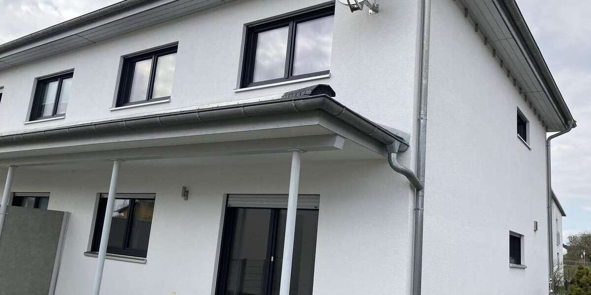 Einfamilienhaus Irchenrieth - 4 Zimmer, 120 m&sup2;, 1.100&euro; | Angebot:26363763