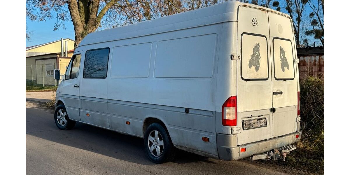Mercedes-Benz Sprinter 186.776 km 5.950 &euro; Berlin 13629
