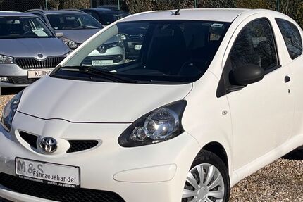 Toyota Aygo (X) 78.500 km 3.990 &euro; Bitterfeld-Wolfen 06766