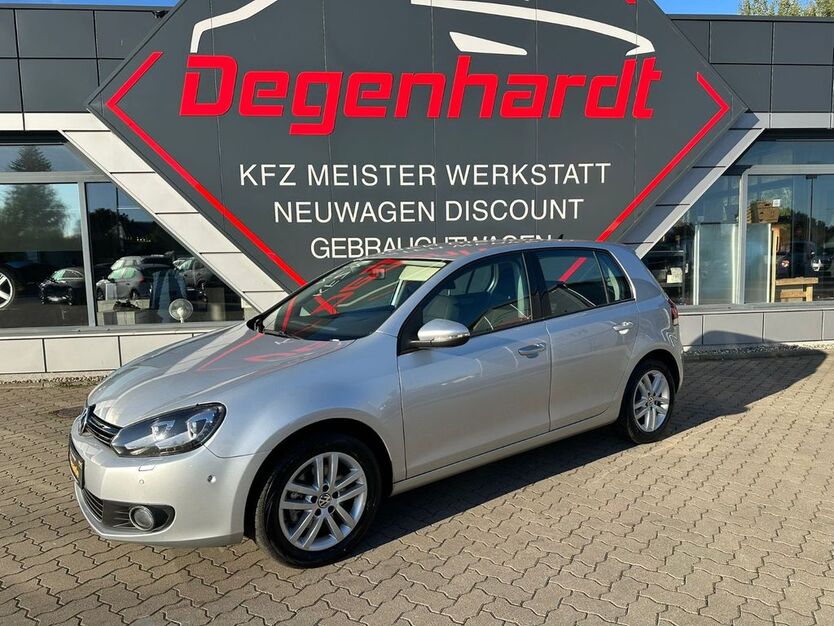 VW Golf 82.325 km 9.990 € Mönchhagen 18182