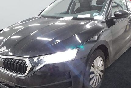 Skoda Octavia 14.250 km 24.740 &euro; Wackersdorf 92442