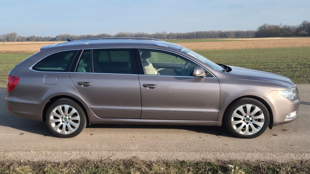 Skoda Superb 204.981 km 6.900 &euro; Ingolstadt 85049