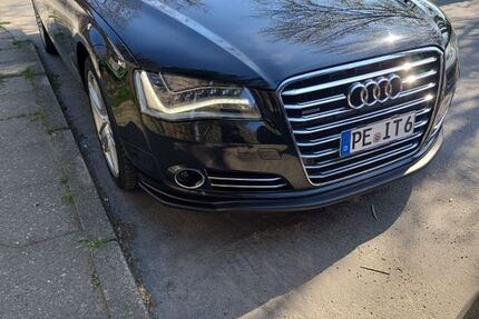 Audi A8 248.000 km 14.900 &euro; Berlin 12249