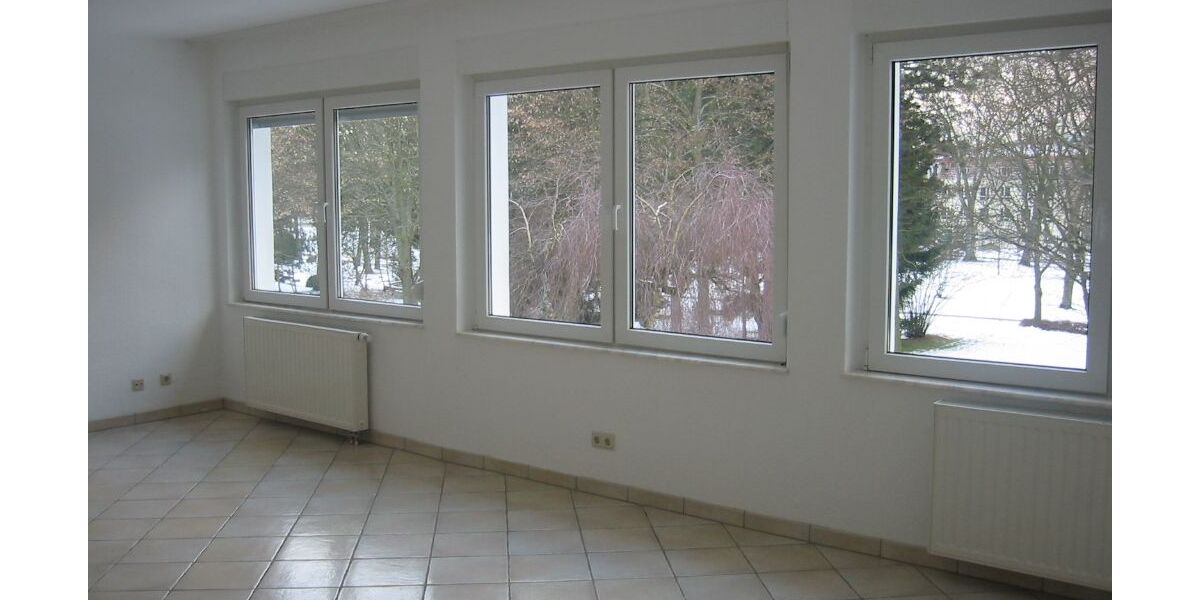 Bad Hersfeld, Kurpark, 2 ZKB + Terrasse - Etagenwohnung Bad Hersfeld | Angebot:25075752