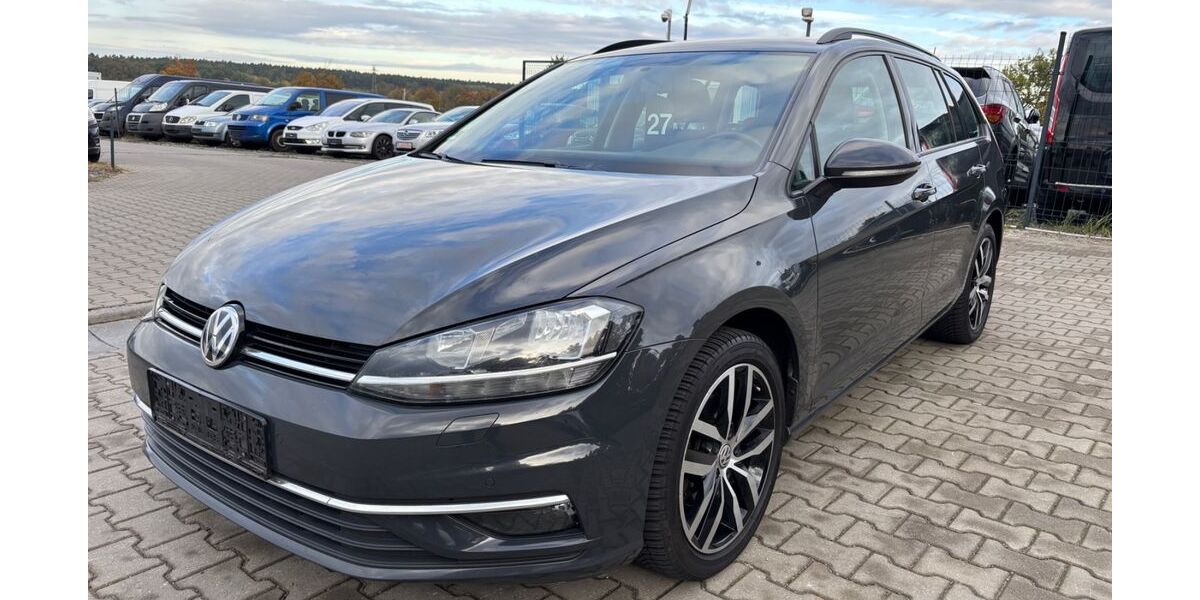 VW Golf 216.000 km 9.450 &euro; Wildau 15745