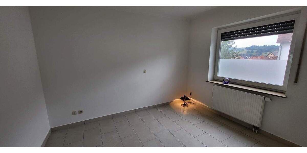 Etagenwohnung Brotterode-Trusetal Trusetal - 4 Zimmer, 90 m&sup2;, 99.900&euro; | Angebot:25881041