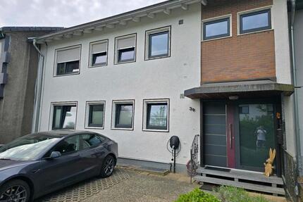 Reihenmittelhaus Ein- Zweifamilienhaus *PROVISIONSFREI*