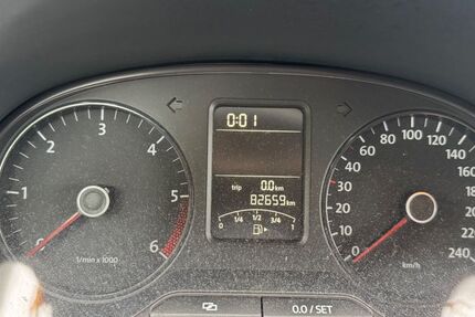 VW Polo 82.000 km 2.000 € Hannover 30179