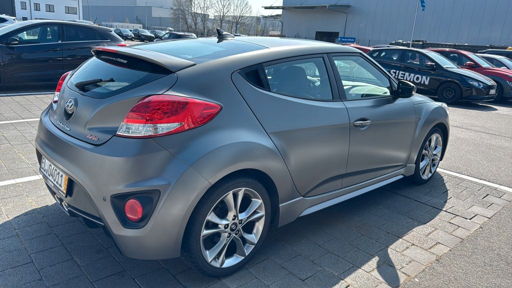 Hyundai Veloster 88.000 km 12.800 &euro; Berlin 10713