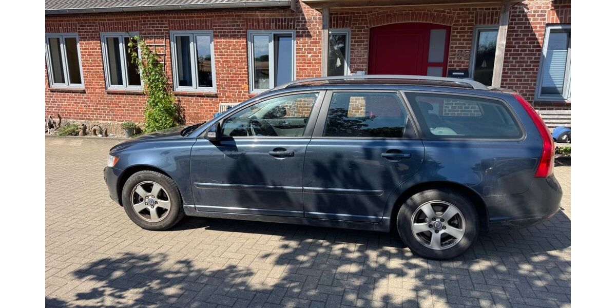 Volvo V50 125.000 km 6.000 &euro; Esgrus 24402
