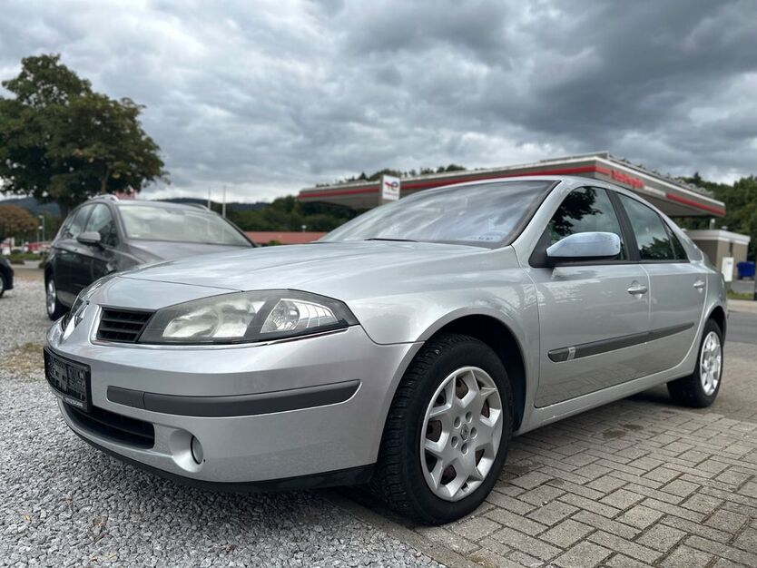 Renault Laguna 77.200 km 1.999 € Seesen 38723