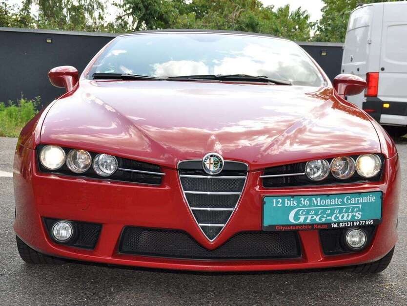 Alfa Romeo Spider 35.500 km 23.997 € Neuss 41468