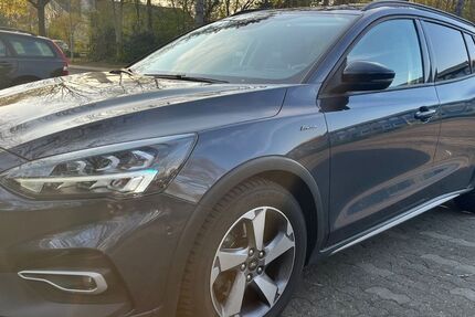 Ford Focus 61.000 km 18.500 &euro; Kaarst 41564