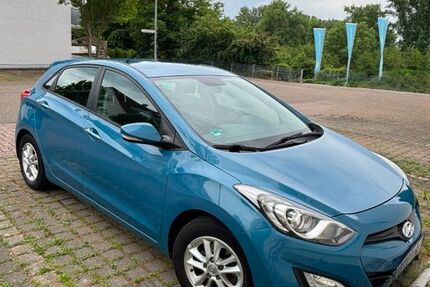 Hyundai i30 70.000 km 8.100 &euro; Eggenstein 76344