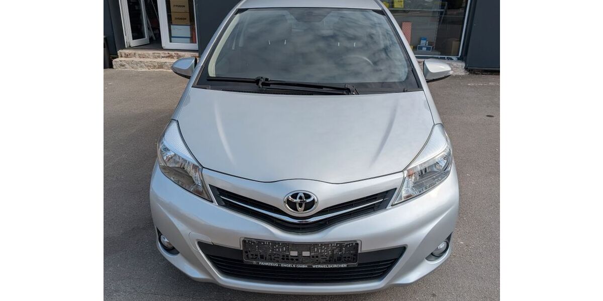 Toyota Yaris 123.050 km 4.600 &euro; Wermelskirchen 42929