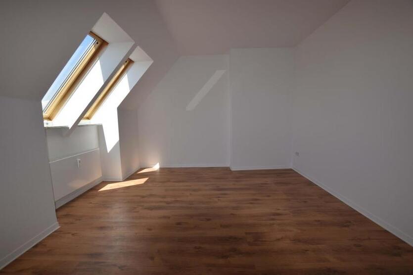 ***2 ZKB Balkon im Zentrum***Öffentlich gefördert***mit Wohnberechtigungsschein*** zimmer