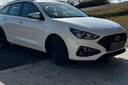 Hyundai i30 40.000 km 15.000 &euro; Auengrund 98673