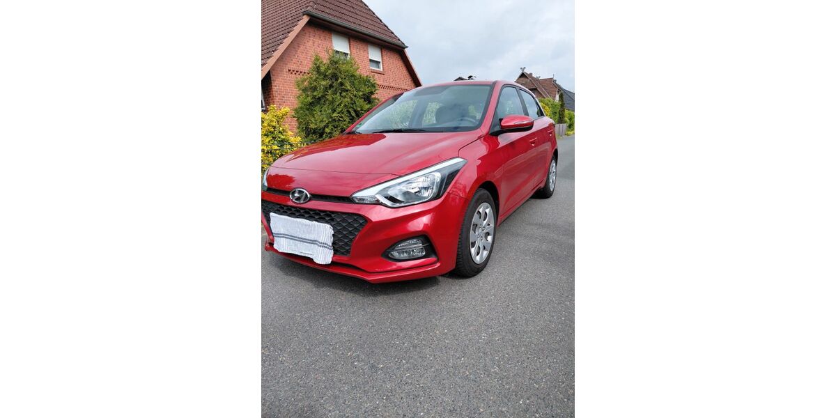 Hyundai i20 15.000 km 10.700 &euro; Munster 29633