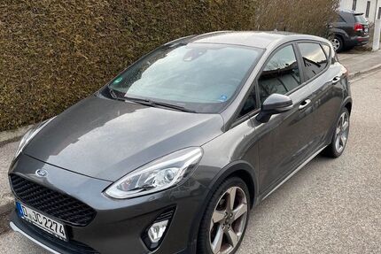 Ford Fiesta 42.500 km 11.600 &euro; München 81827