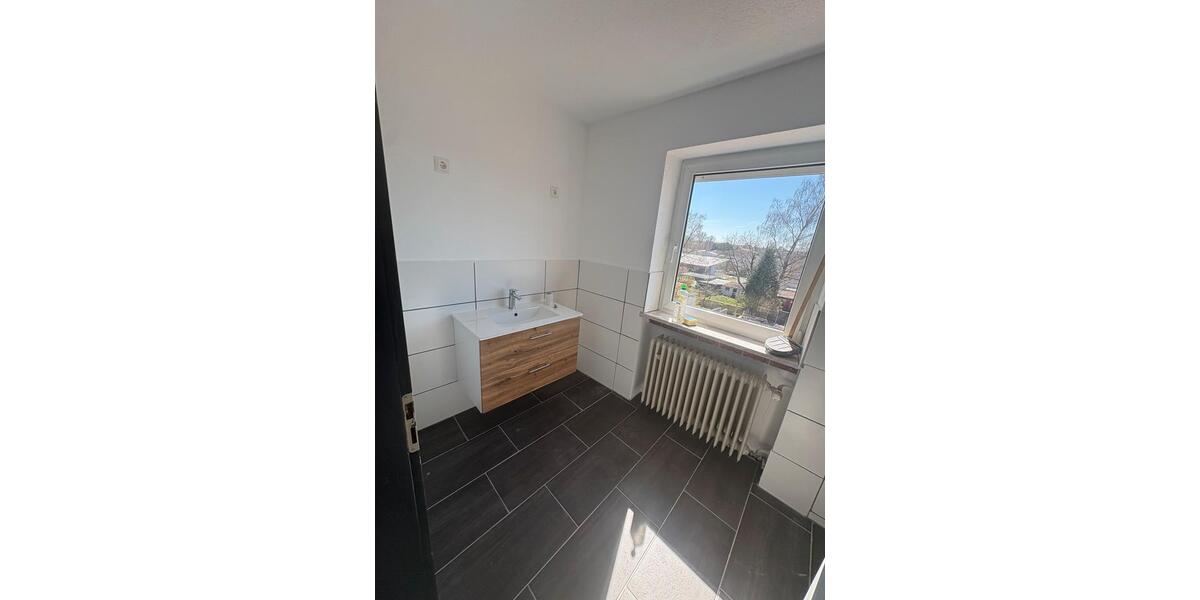 Einfamilienhaus Burgrieden - 4.5 Zimmer, 109 m&sup2;, 1.700&euro; | Angebot:26214703
