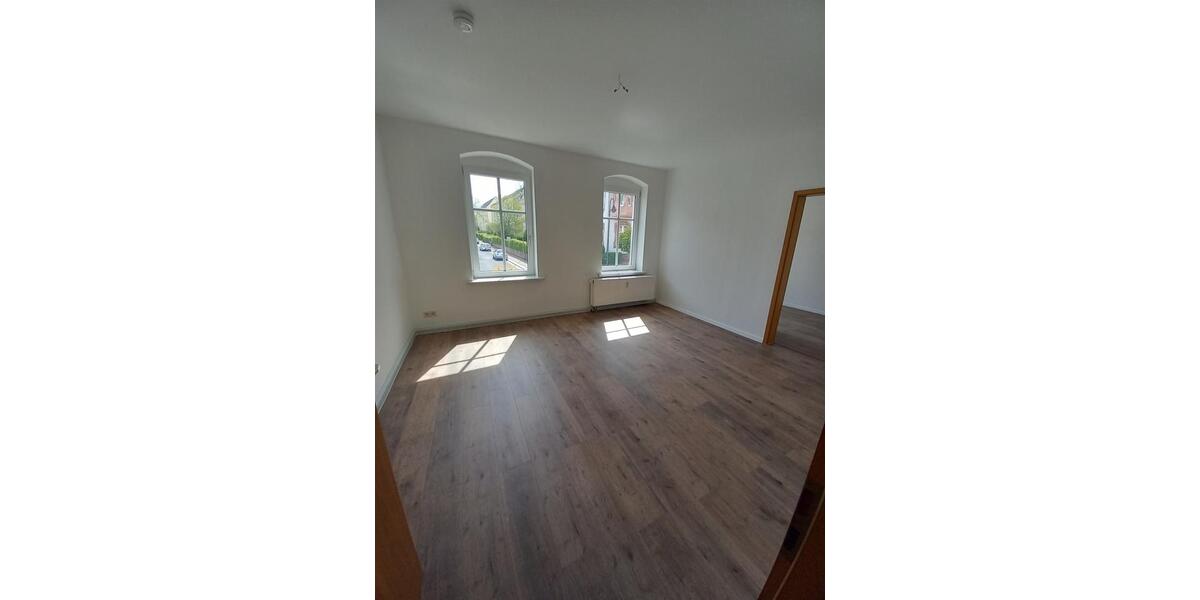 Etagenwohnung Waldheim - 2 Zimmer, 43 m&sup2;, 249&euro; | Angebot:23558662