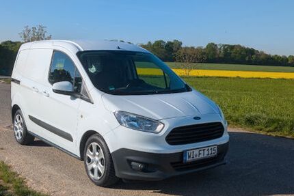 Ford Transit Courier 97.431 km 6.800 &euro; Wiesbaden 65207