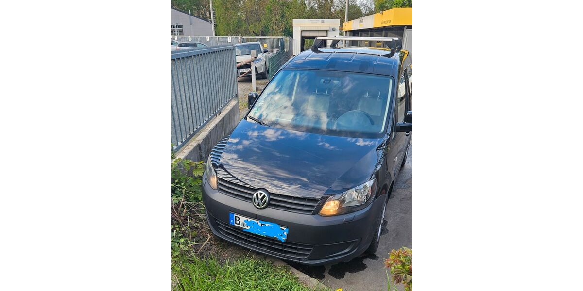 VW Caddy 178.000 km 7.250 &euro; Berlin 12277