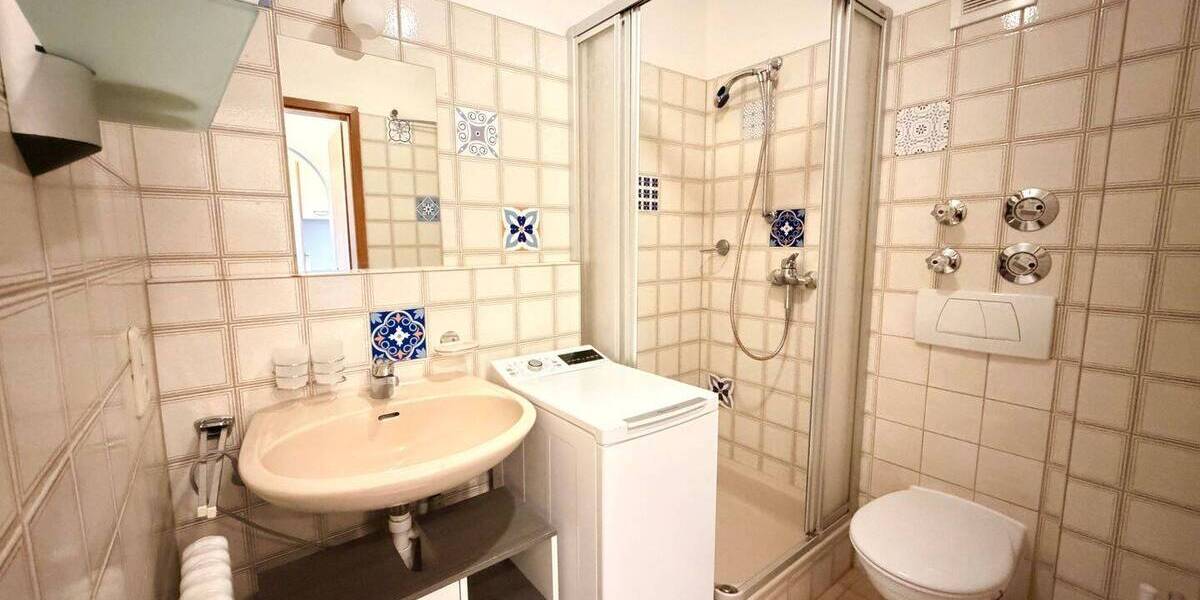 Etagenwohnung Rosenheim Aising - 2 Zimmer, 41 m&sup2;, 199.000&euro; | Angebot:25929484
