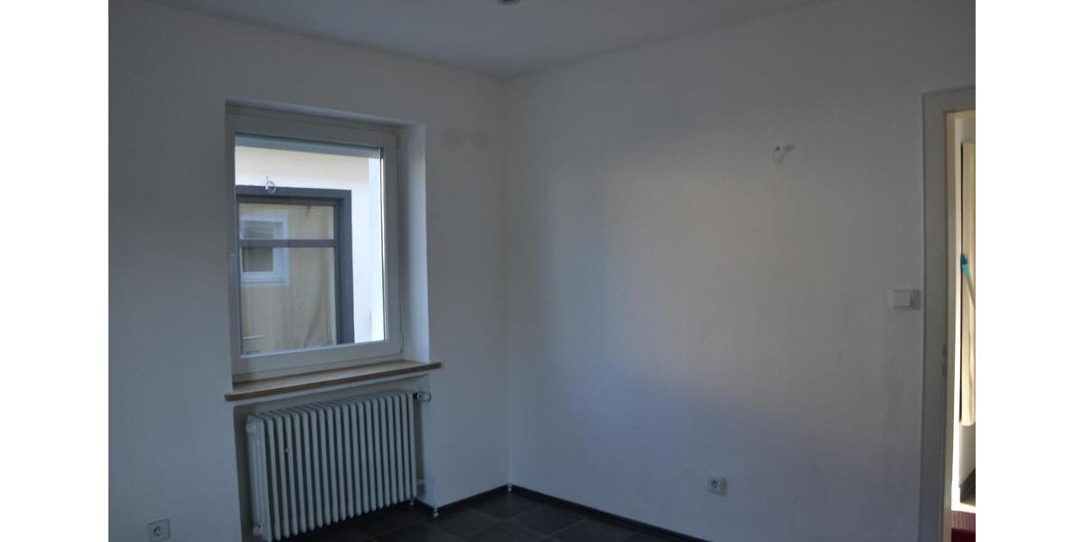 große 2 Zimmerwohnung mit Terrasse, Mainburg 2 zimmer