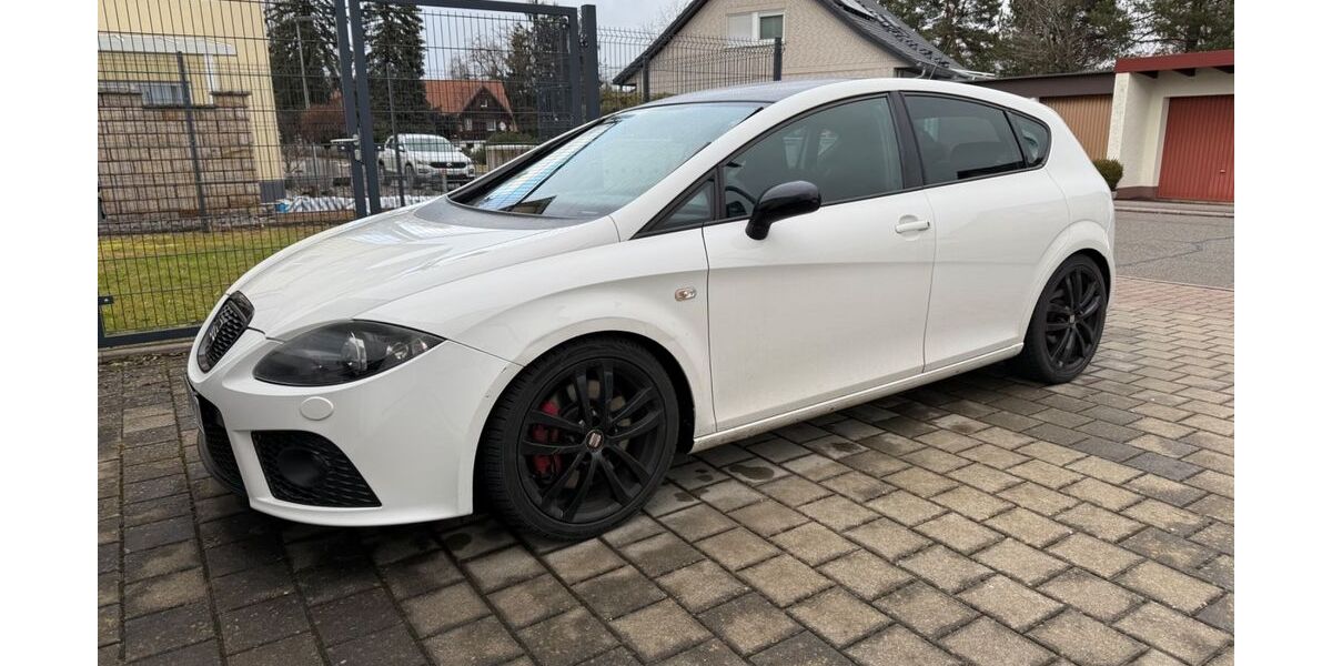 Seat Leon 219.000 km 5.600 &euro; Hardt 78739