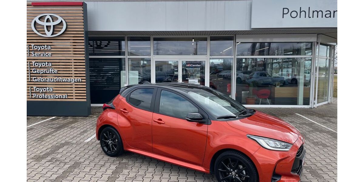Toyota Yaris 30.000 km 20.930 &euro; Zeithain 01619