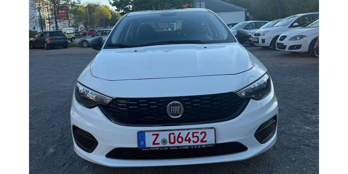 Fiat Tipo 57.000 km 8.000 &euro; Zwickau 08056