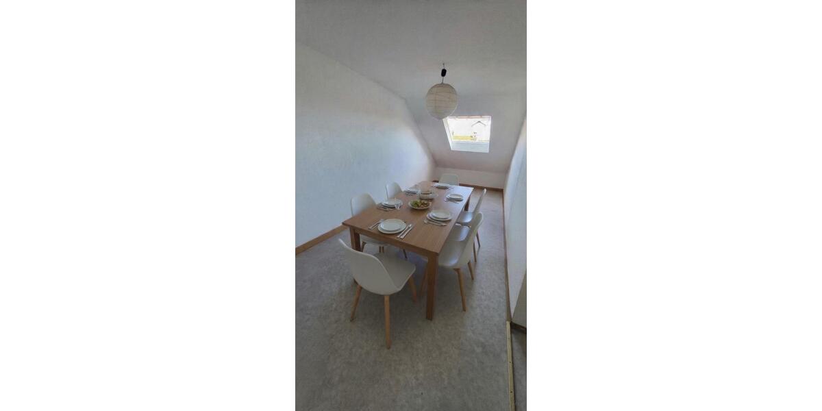 Dachgeschoßwohnung Karlsruhe Mühlburg - 3.5 Zimmer, 81 m&sup2;, 1.280&euro; | Angebot:25957111