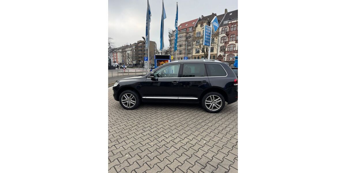 VW Touareg 274.000 km 7.900 &euro; Köln 51063